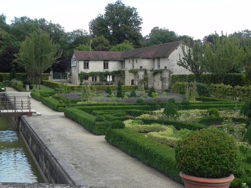 Le Château du grand Jardin.