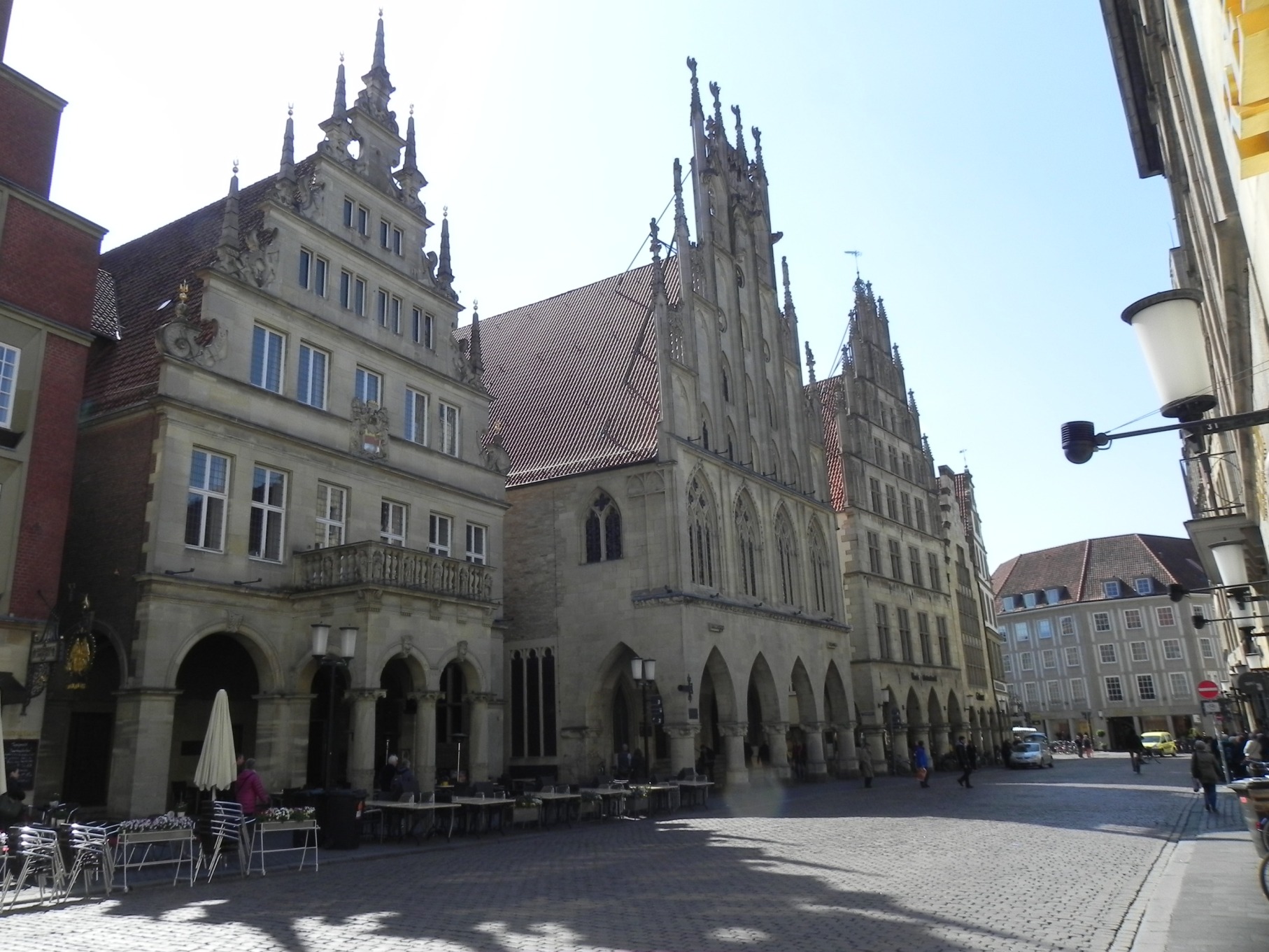 20150408002 Prinzipalmarkt mit dem historischen Rathaus Kopie